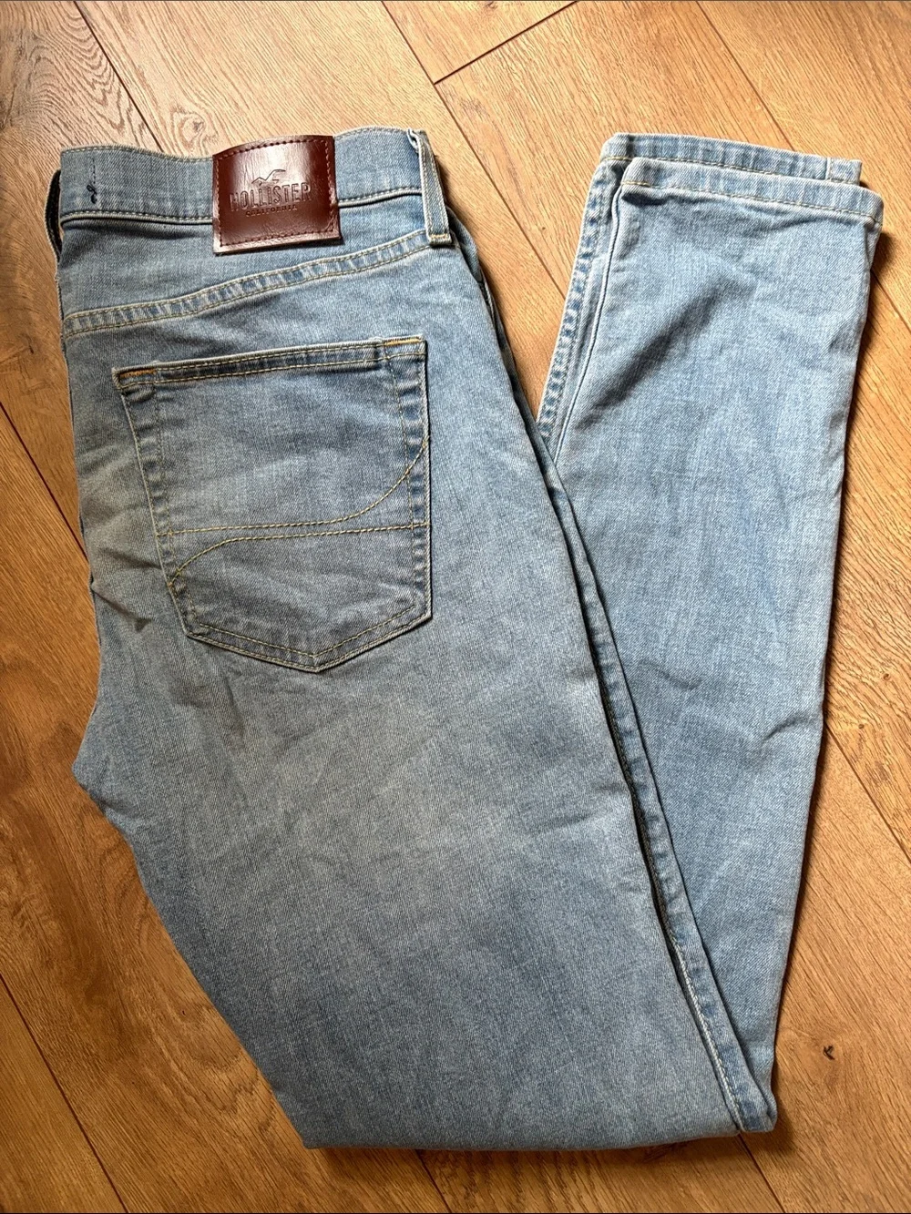 Hollister Men's Light Blue Slim Straight Jeans